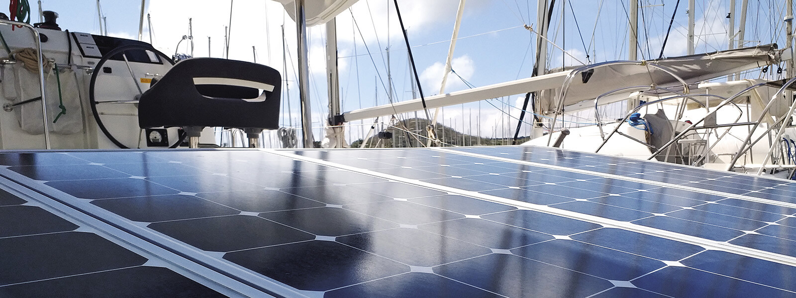 YACHT
SPECIALIST:
INNOVAZIONE E
SOSTENIBILITÀ
PER LA NAUTICA
DI LUSSO