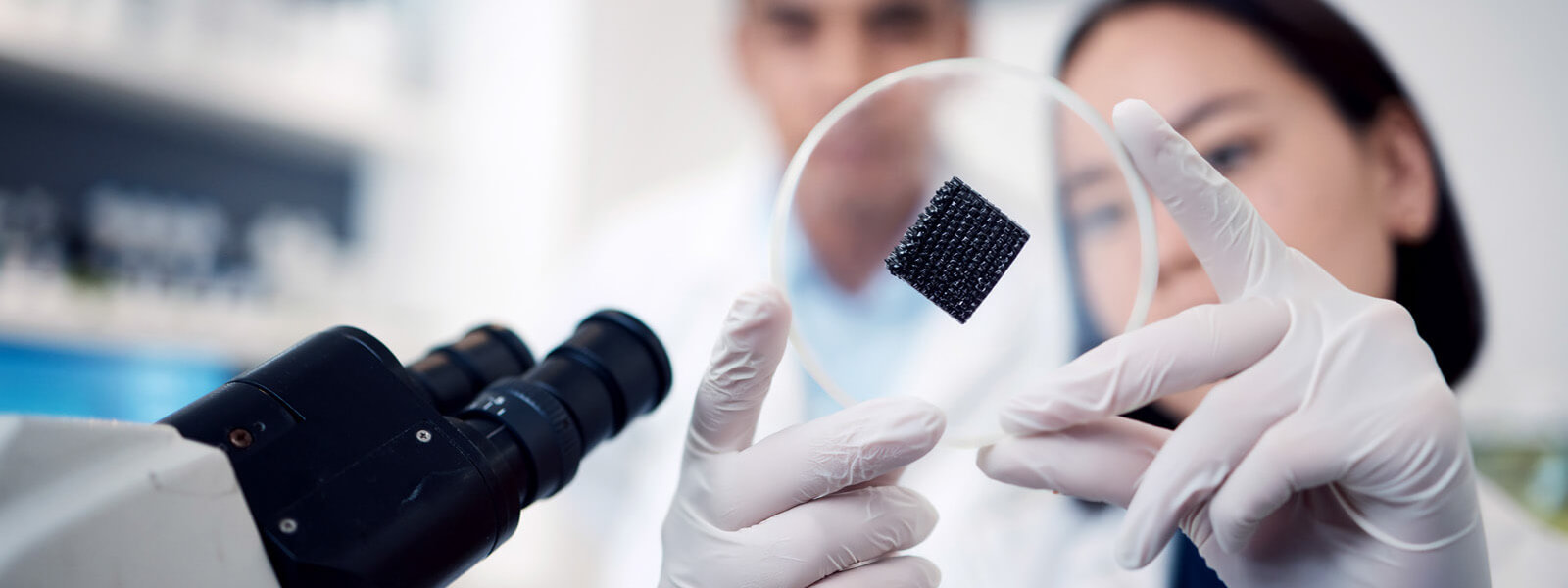ECOSOSTENIBILITÀ
E INNOVAZIONE
PER I MATERIALI
POLIMERICI